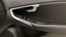 Volvo V40 T2 [122] R DESIGN Nav Plus 5dr Petrol Hatchback